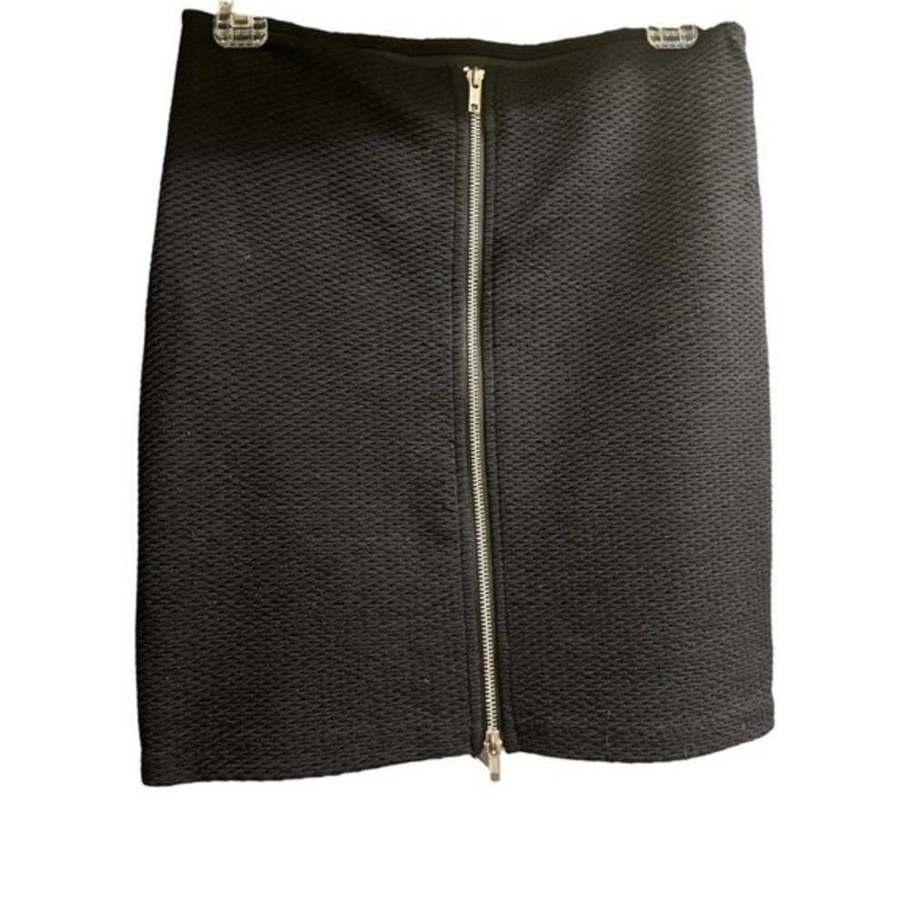 H&M DIVIDED Skirt with Zipper Front